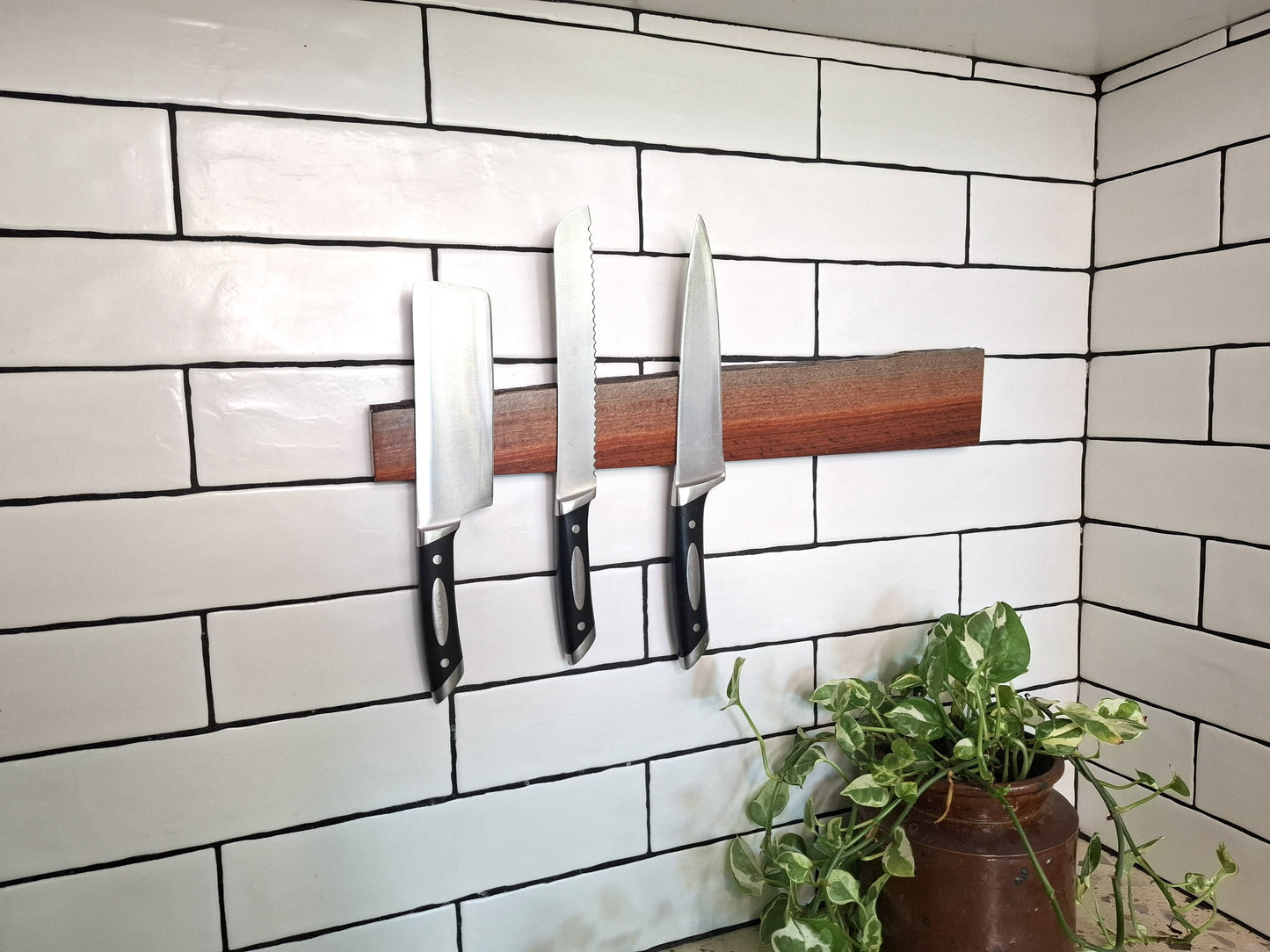 Magnetic Wooden Knife Holder, Handmade Knife Rack with Strong Magnets, Wall-Mounted Knife Strip