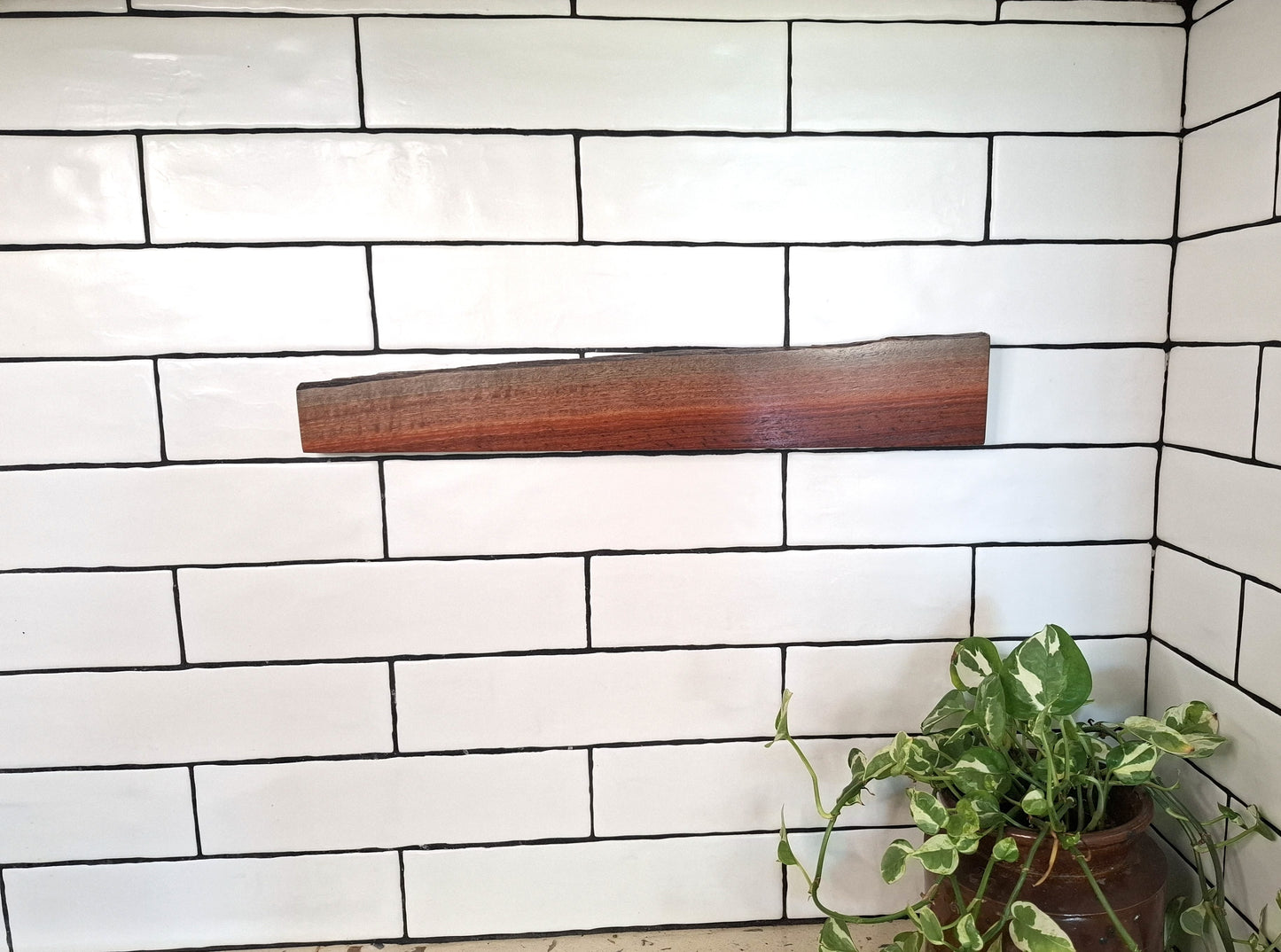 Magnetic Wooden Knife Holder, Handmade Knife Rack with Strong Magnets, Wall-Mounted Knife Strip