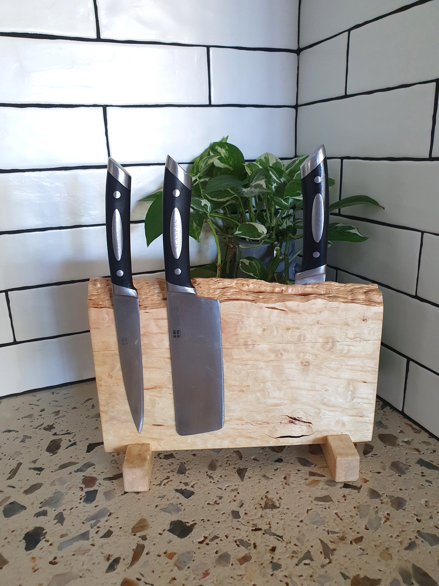 Handmade Magnetic Knife Block: Australian Chestnut Wood Organizer