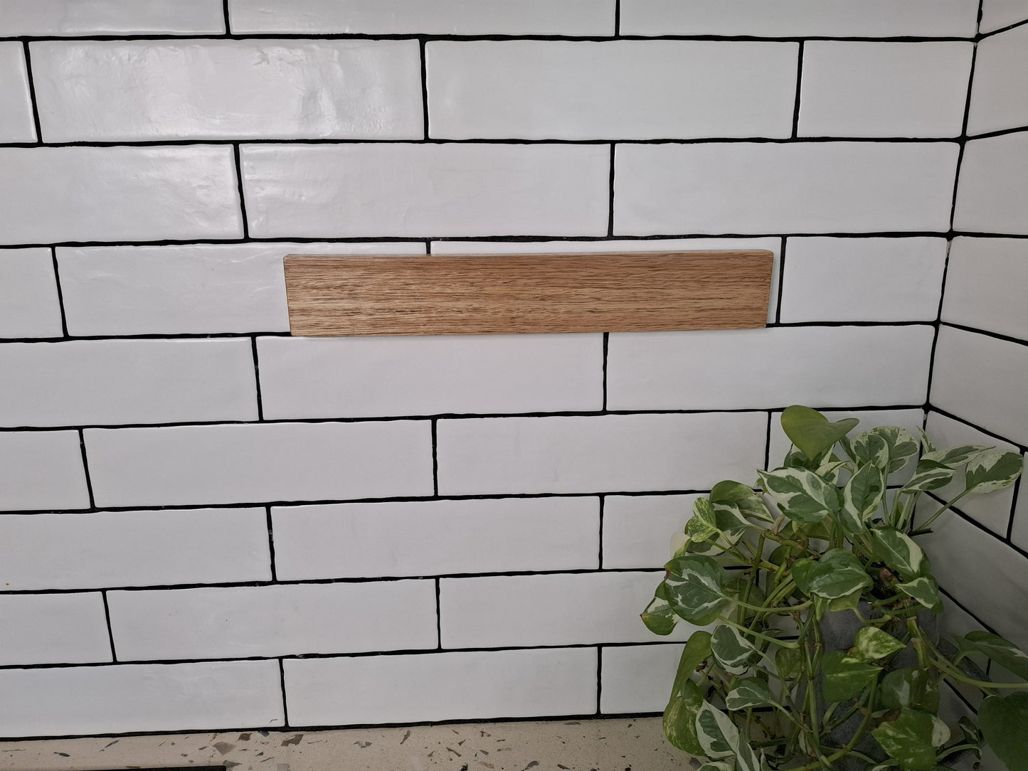 Magnetic Wooden Knife Holder - Handmade Knife Rack with Strong Magnets, Wall-Mounted Knife Strip