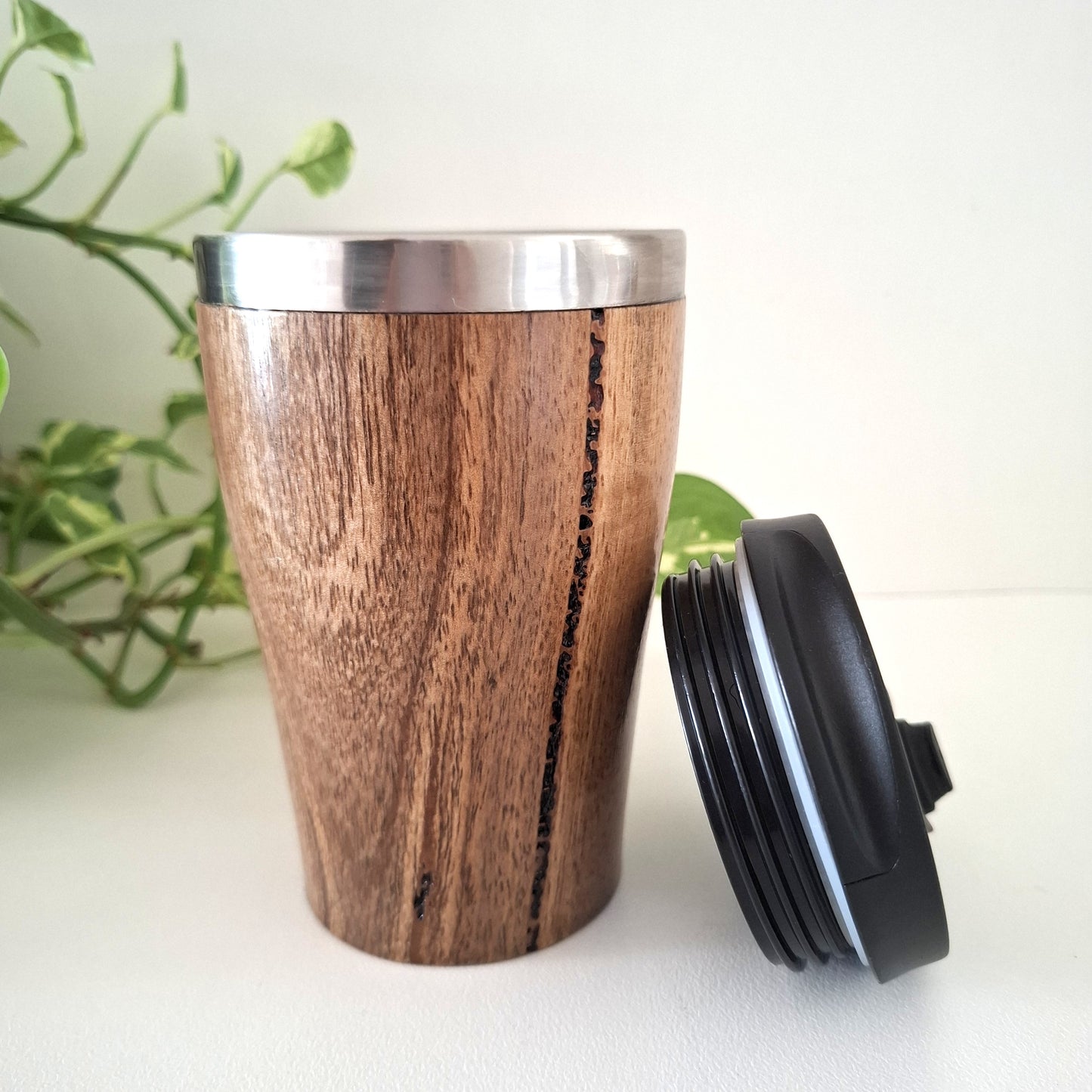 Handmade Wooden Travel Mug: Insulated Eco-Friendly Coffee Tumbler