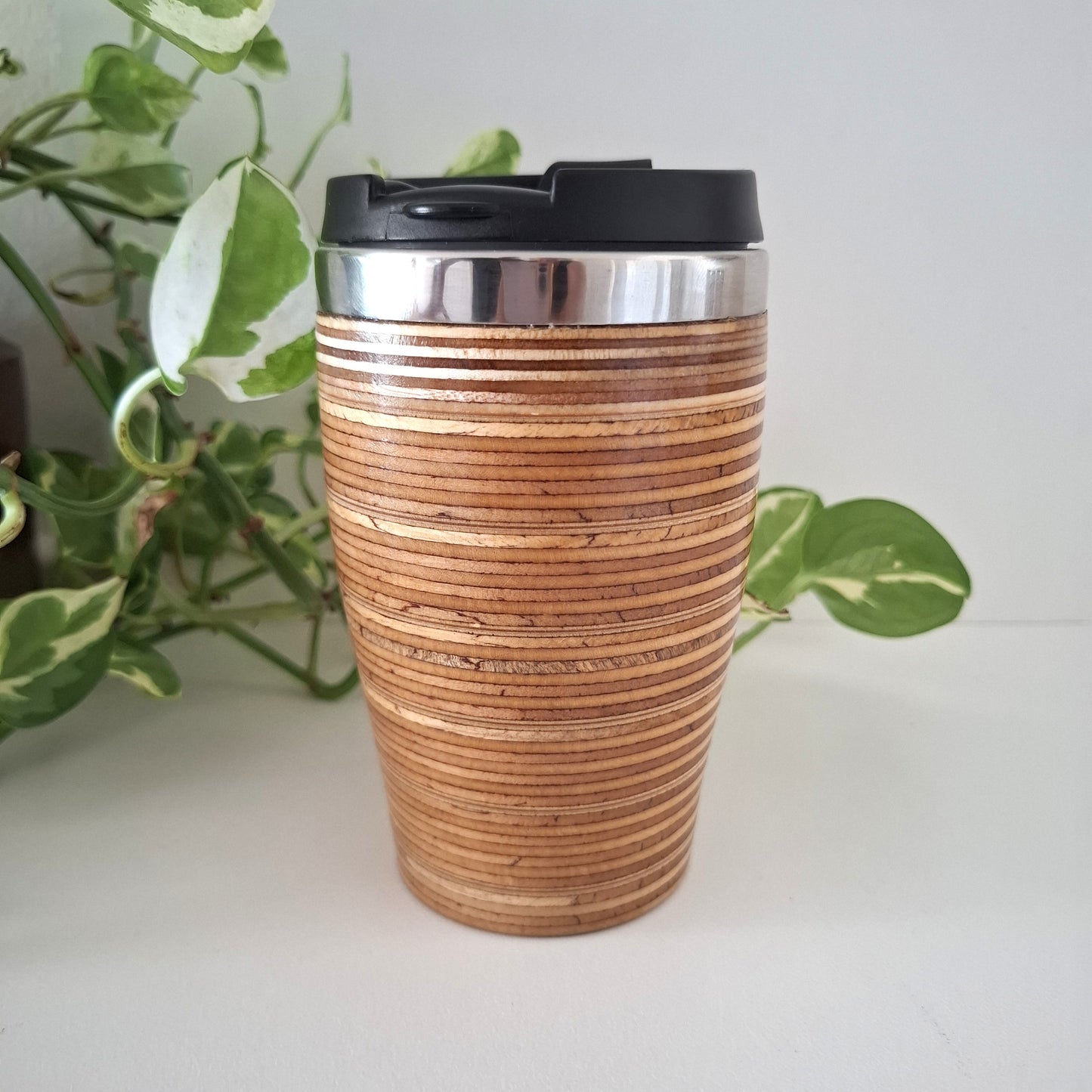 Handmade Wooden Travel Mug: Insulated Eco-Friendly Coffee Tumbler