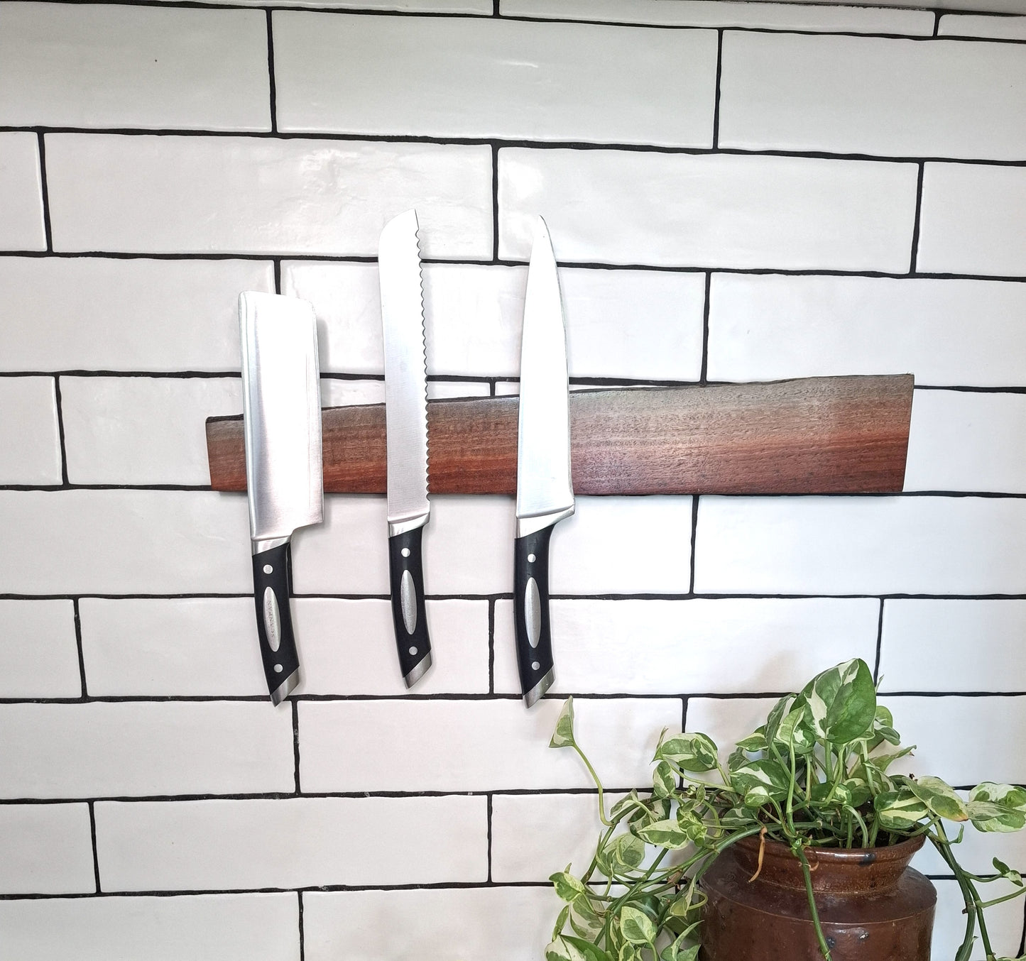 Magnetic Wooden Knife Holder, Handmade Knife Rack with Strong Magnets, Wall-Mounted Knife Strip